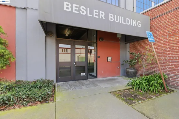 $498,000 | 4053 Harlan Street, Unit 114, Emeryville, CA 94608