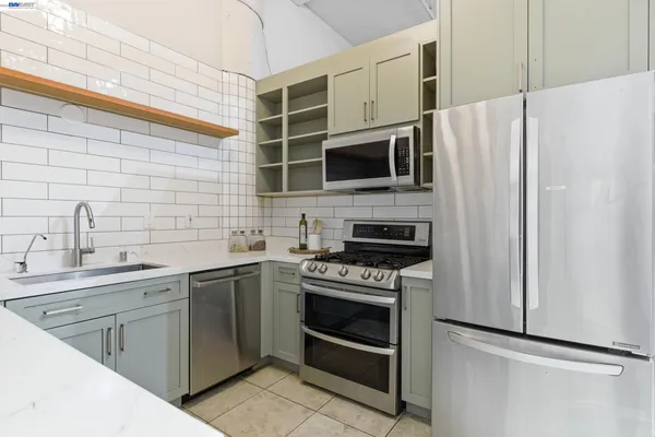 $498,000 | 4053 Harlan Street, Unit 114, Emeryville, CA 94608