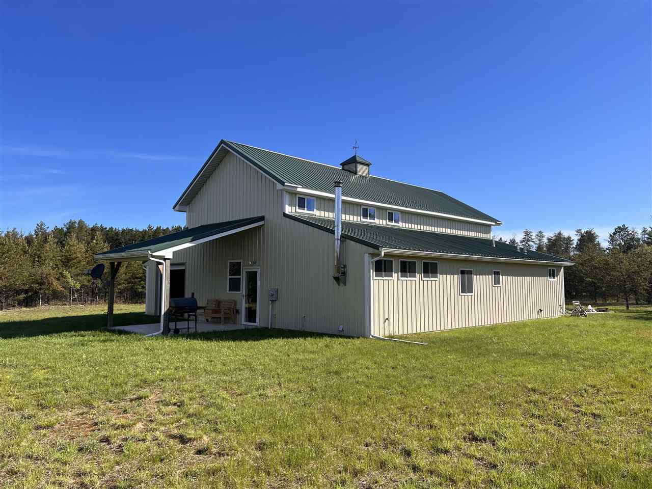 938 East Stockwell Road Harrison, MI 48625 - Photo 1 of 29 Gallery Image 1