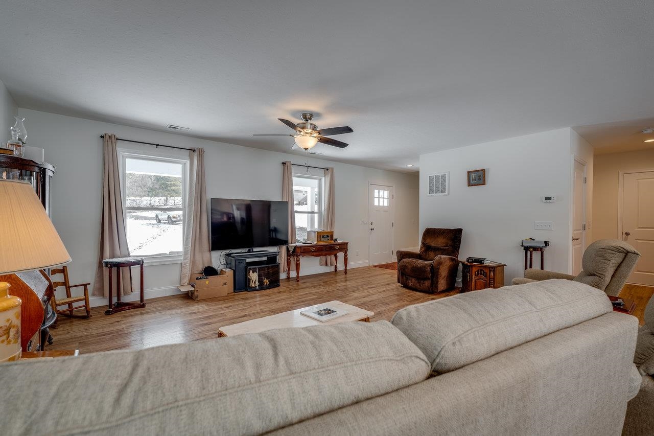 2330 Martz Road Harrisonburg, VA 22802 - Photo 10 of 69 Gallery Image 10