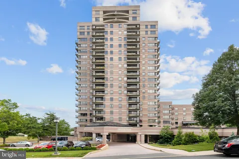 $595,000 | 1100 Lovering Avenue, Unit 1402, Wilmington, DE 19806