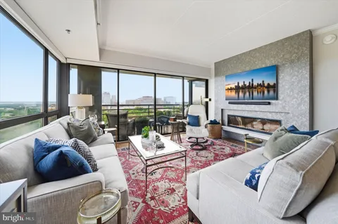$595,000 | 1100 Lovering Avenue, Unit 1402, Wilmington, DE 19806