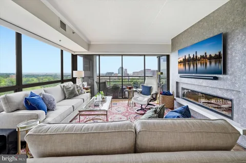 $595,000 | 1100 Lovering Avenue, Unit 1402, Wilmington, DE 19806
