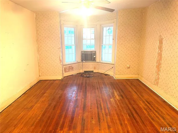 $98,500 | 1112 Center Street, Bismarck, MO 63624