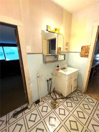 $98,500 | 1112 Center Street, Bismarck, MO 63624