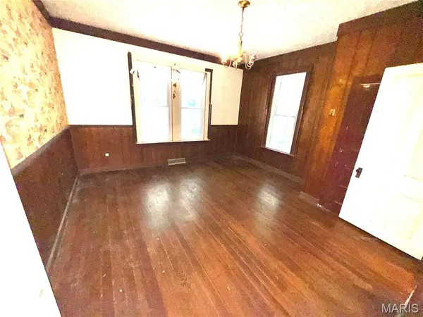 $98,500 | 1112 Center Street, Bismarck, MO 63624