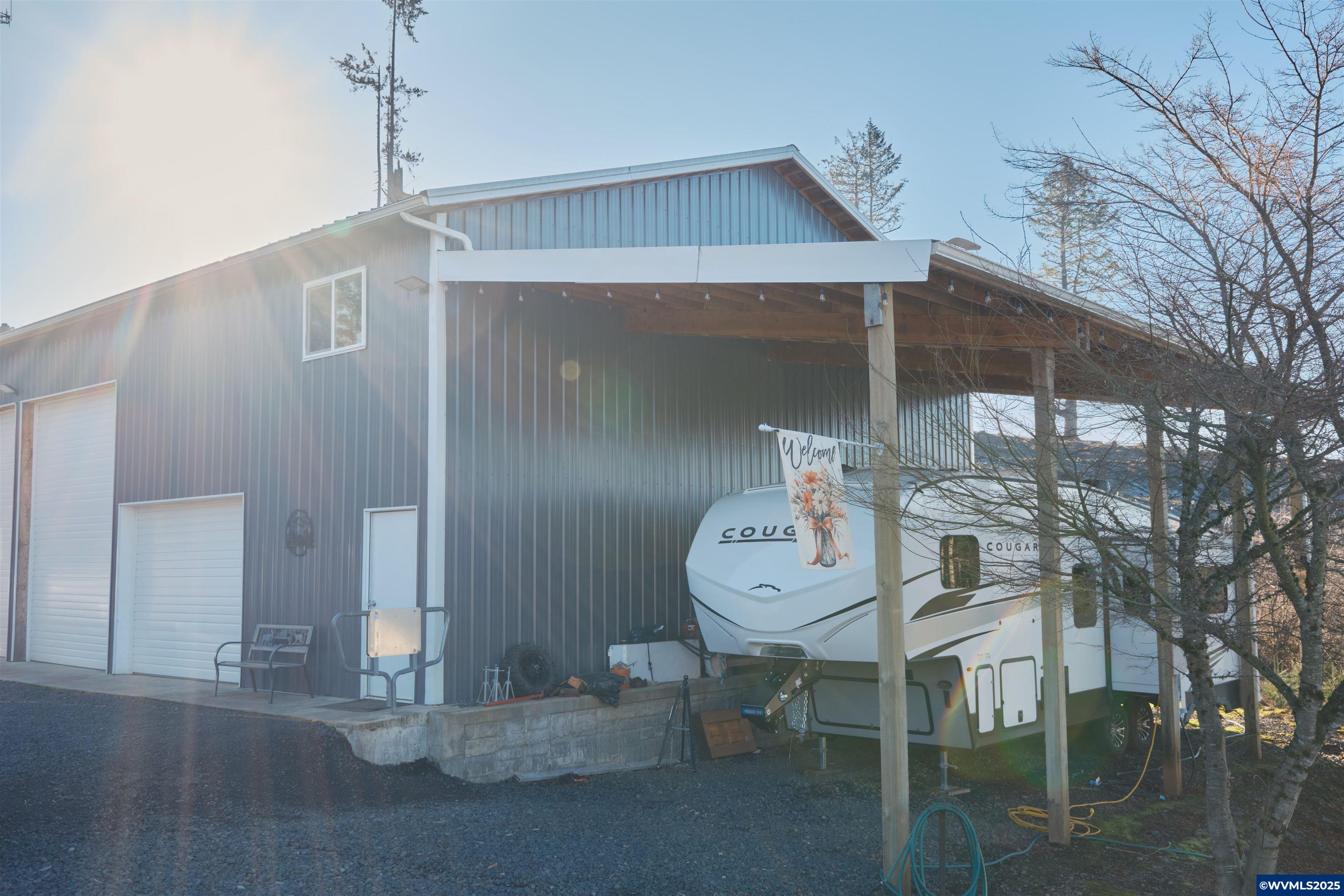 40580 North McCully Mountain Road Lyons, OR 97358 - Photo 8 of 31 Gallery Image 8