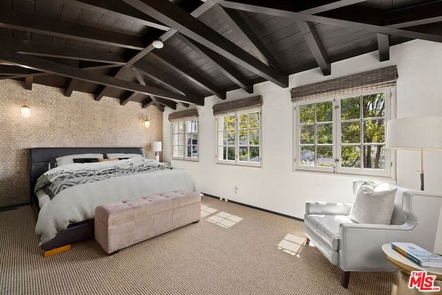 $2,848,000 | 3300 North Knoll Drive, Los Angeles, CA 90068