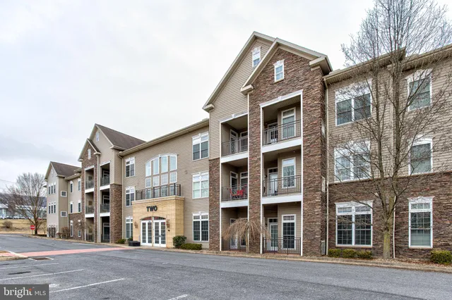 $269,900 | 200 Jefferson Avenue, Unit 224, State College, PA 16801