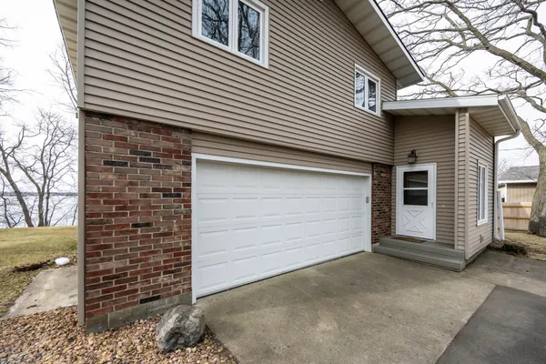 $649,500 | 24331 Co Highway 6, Detroit Lakes, MN 56501
