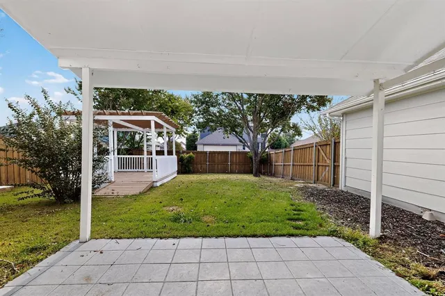 $2,095 | 2864 Hampshire Lane, Rockwall, TX 75032