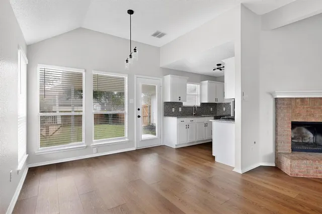 $2,095 | 2864 Hampshire Lane, Rockwall, TX 75032