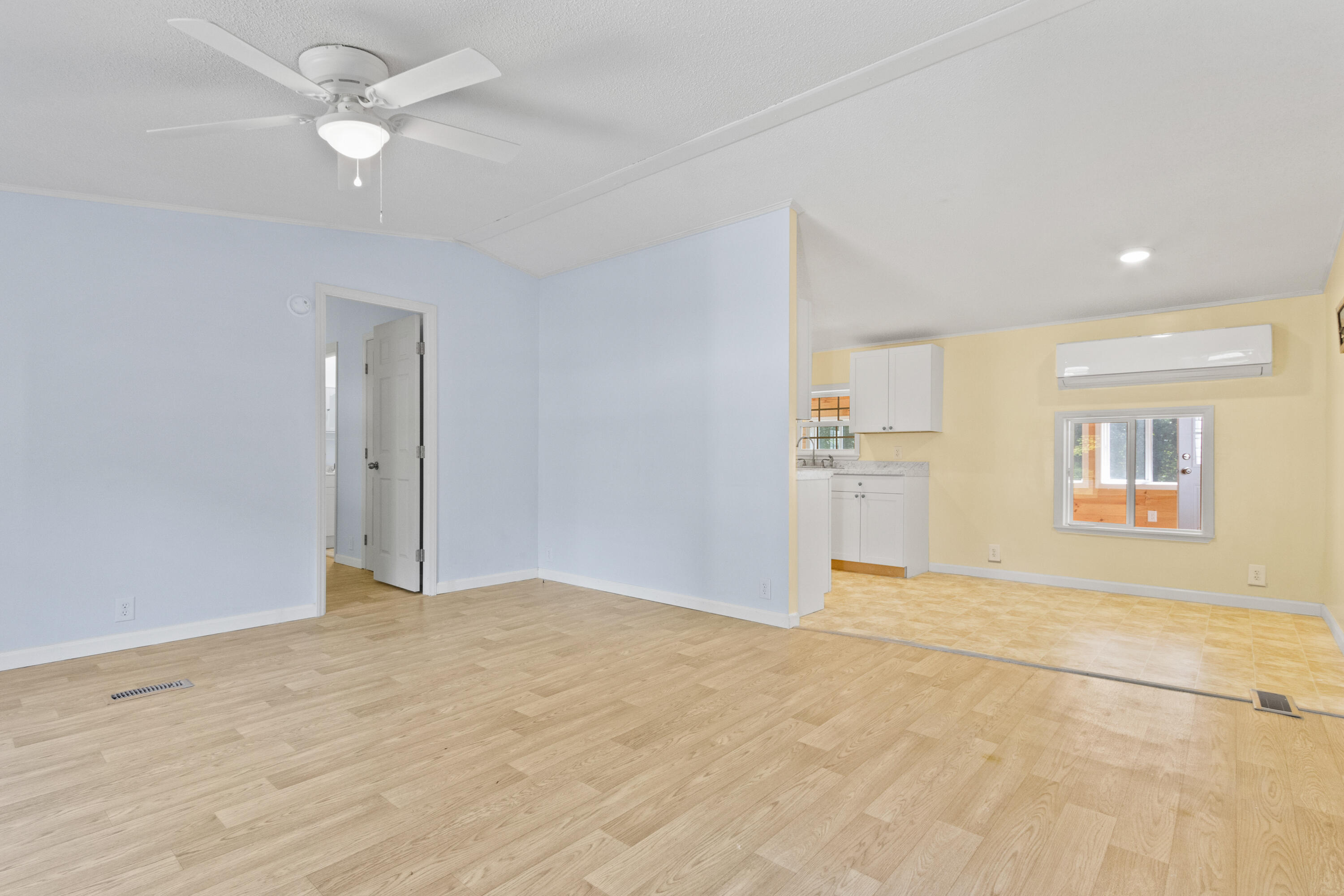 1291 Union Road Waldoboro, ME 04572 - Photo 6 of 37 20250901EC-71010