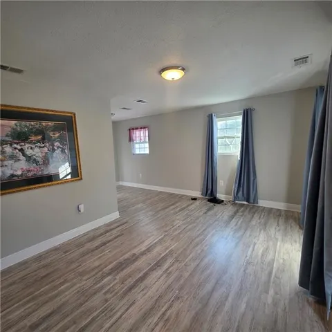 $1,400 | Undisclosed Address, Lacombe, LA 70445