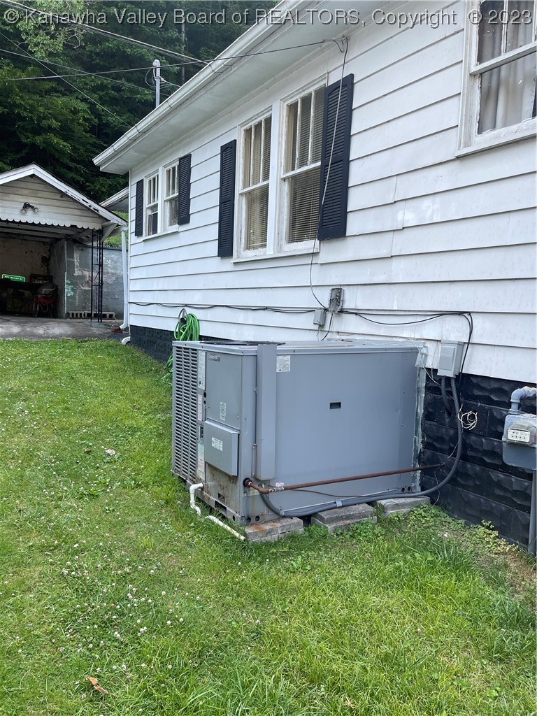 3217 Old Logan Road Logan, WV 25601 - Photo 14 of 20 Gallery Image 14