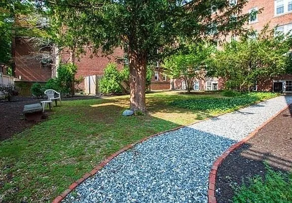 $2,400 | 16 Chauncy Street, Unit G, Cambridge, MA 02138