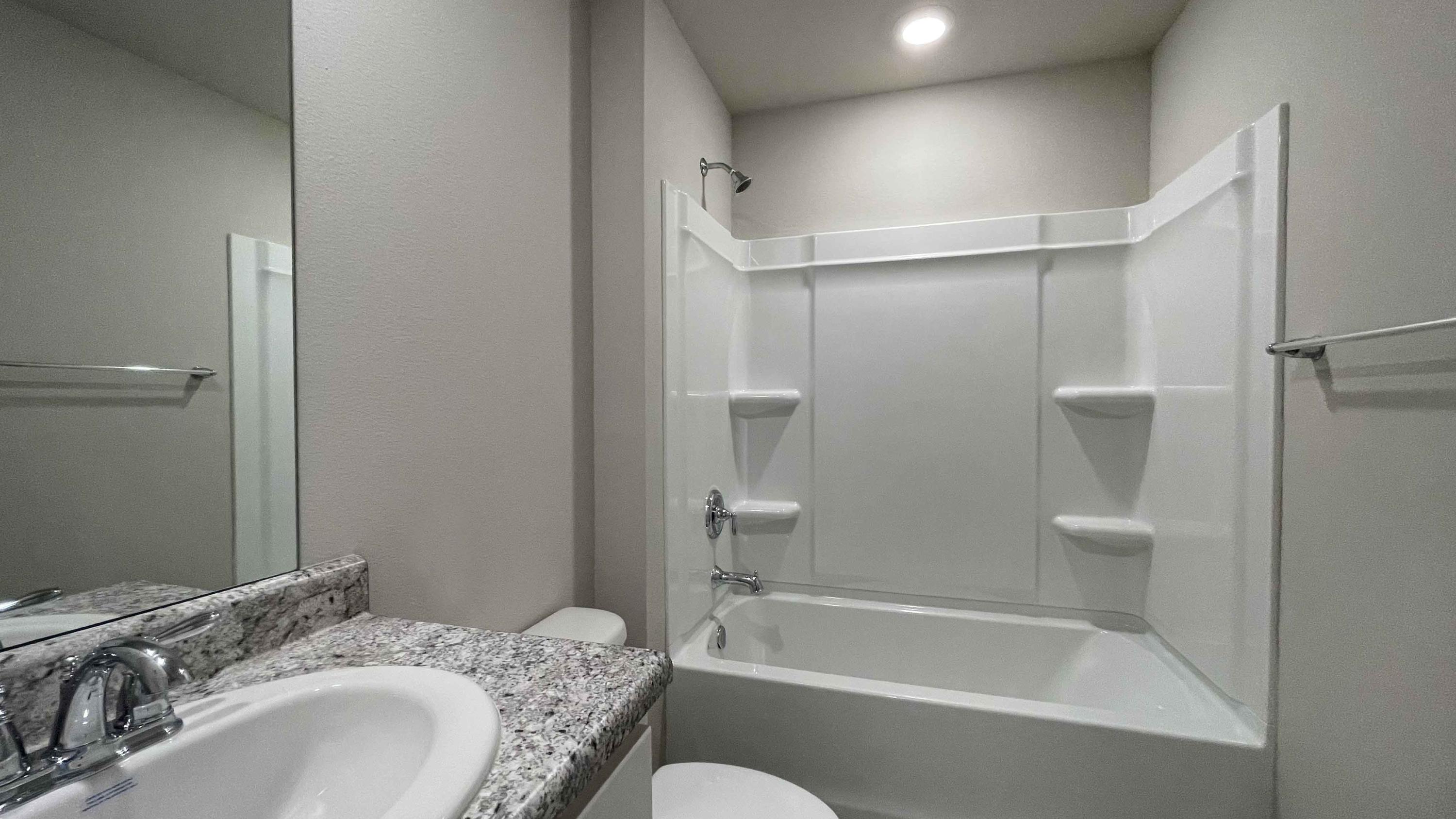 98 This Way Freeport, FL 32439 - Photo 4 of 23 Gallery Image 4