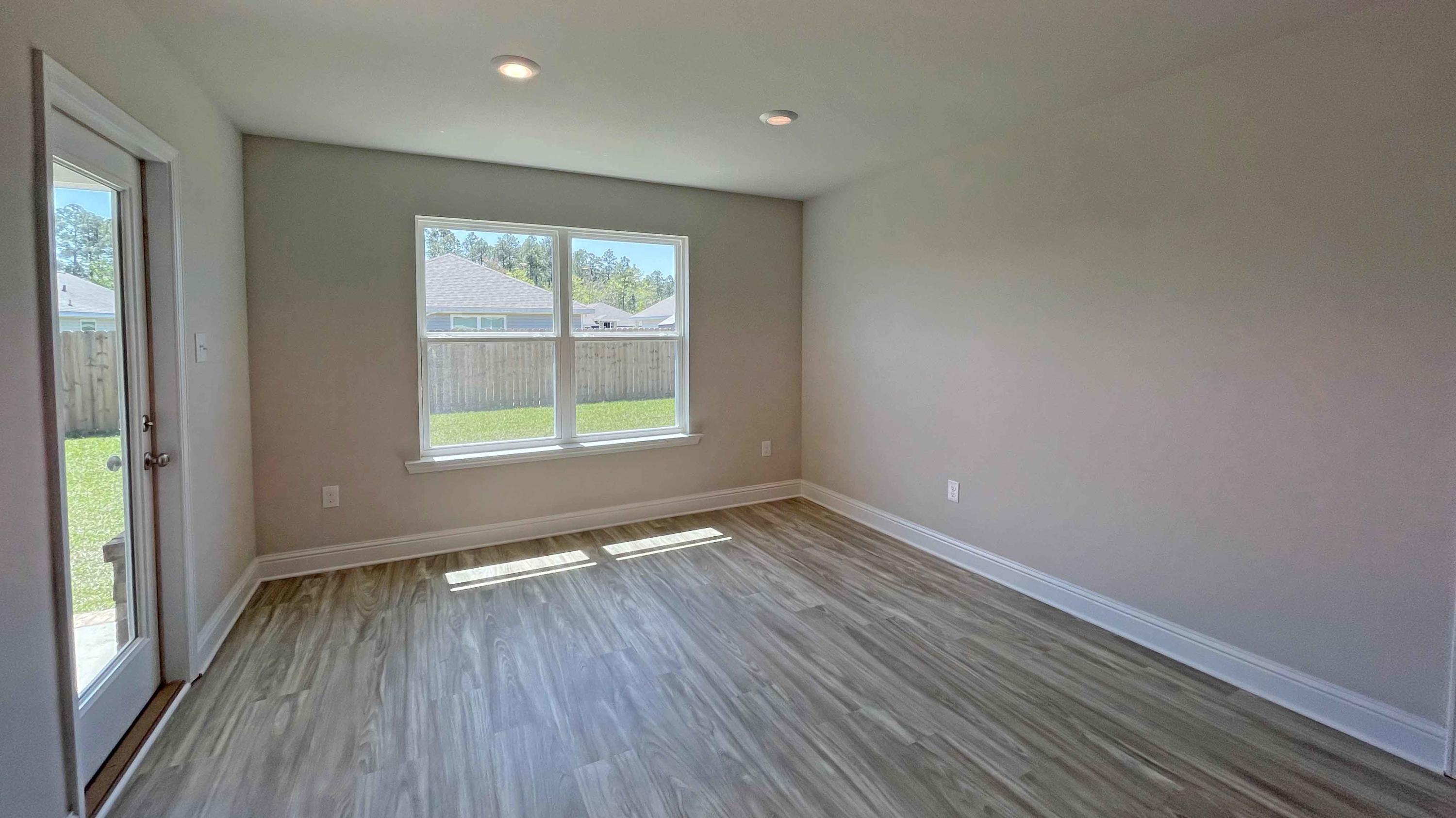 98 This Way Freeport, FL 32439 - Photo 9 of 23 Gallery Image 9