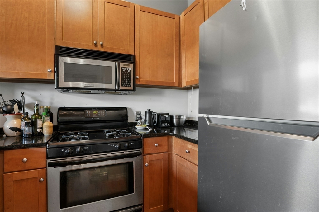 1 Envelope Terrace, Unit 202 Worcester, MA 01604 - Photo 31 of 39
