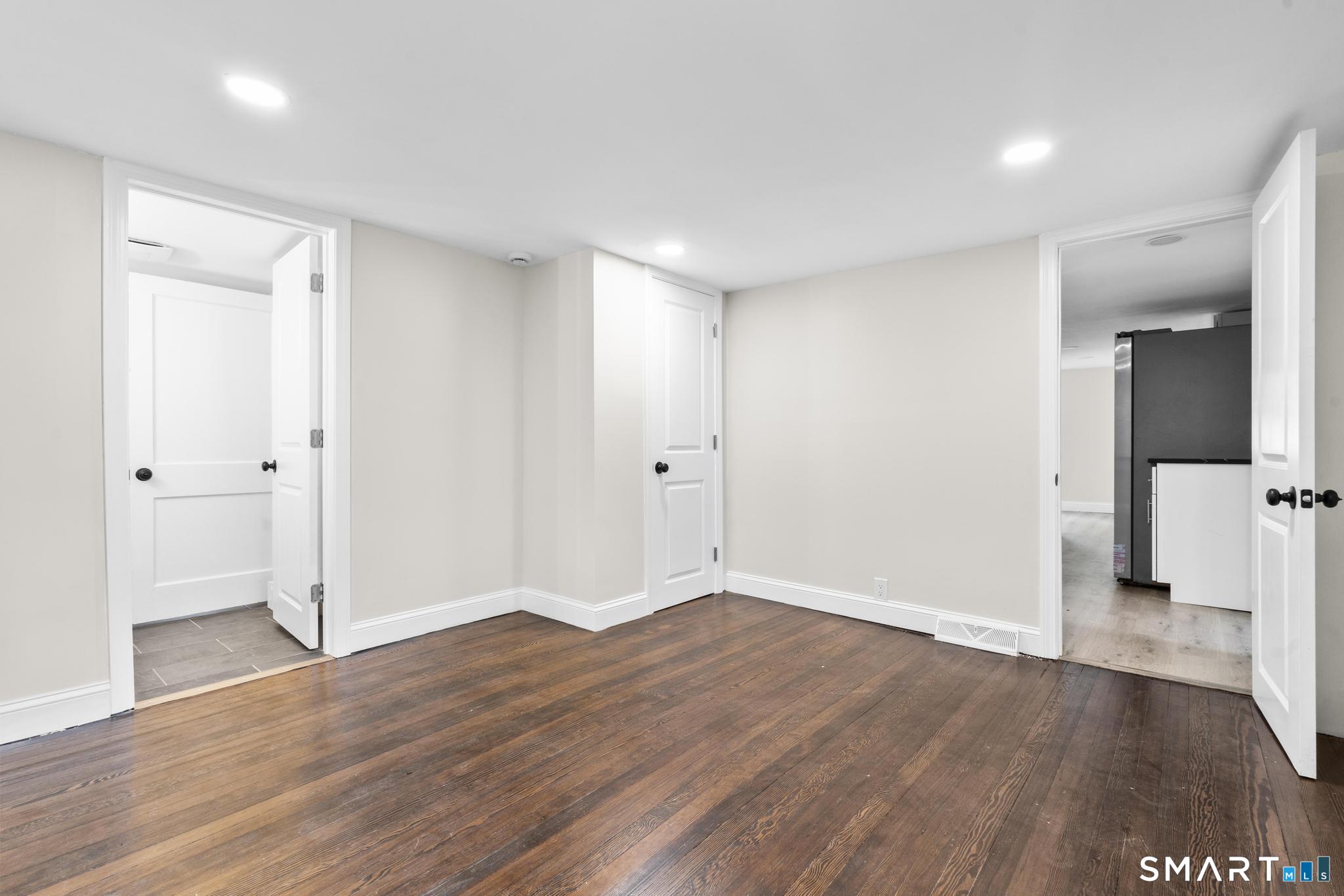 23 Dominican Road Branford, CT 06405 - Photo 16 of 35