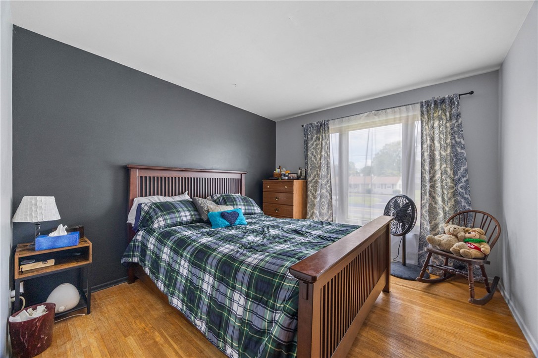 744 English Road Greece, NY 14616 - Photo 25 of 36