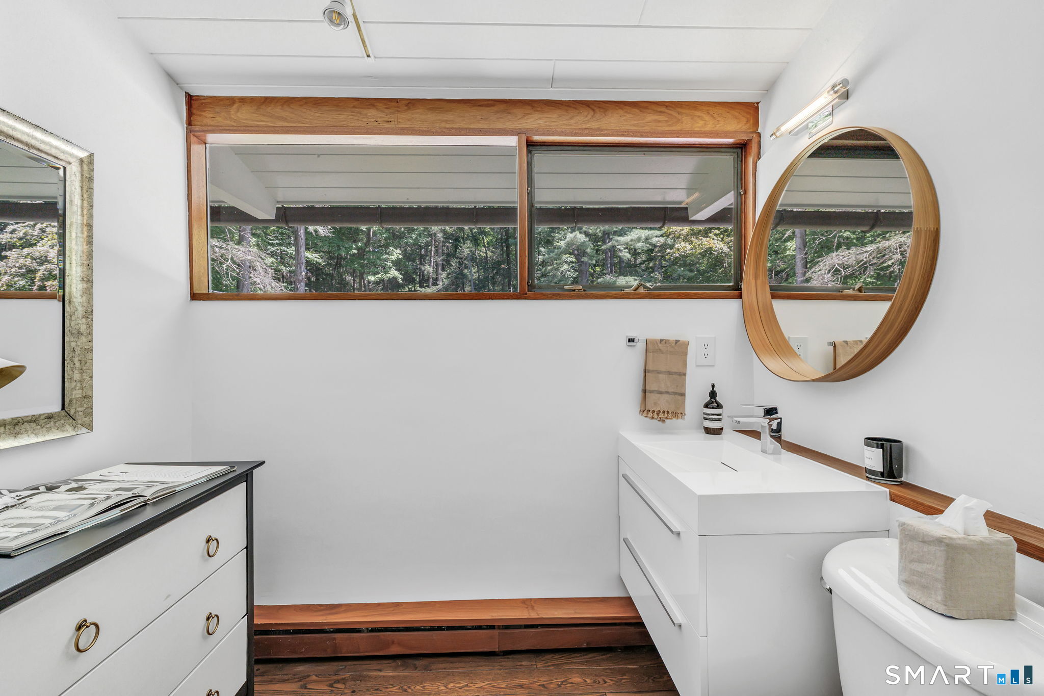 46 Valley Forge Road Weston, CT 06883 - Photo 20 of 40 Gallery Image 20