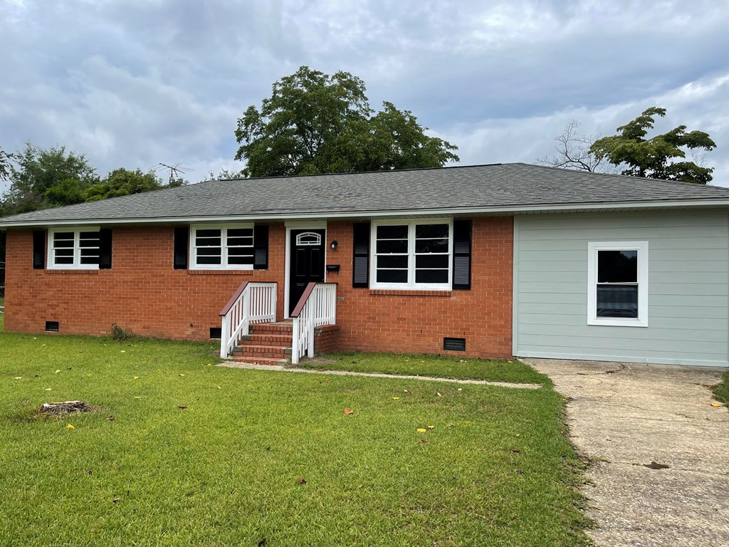 601 Robson Street Manning, SC 29102 - Photo 2 of 50 Photo 2