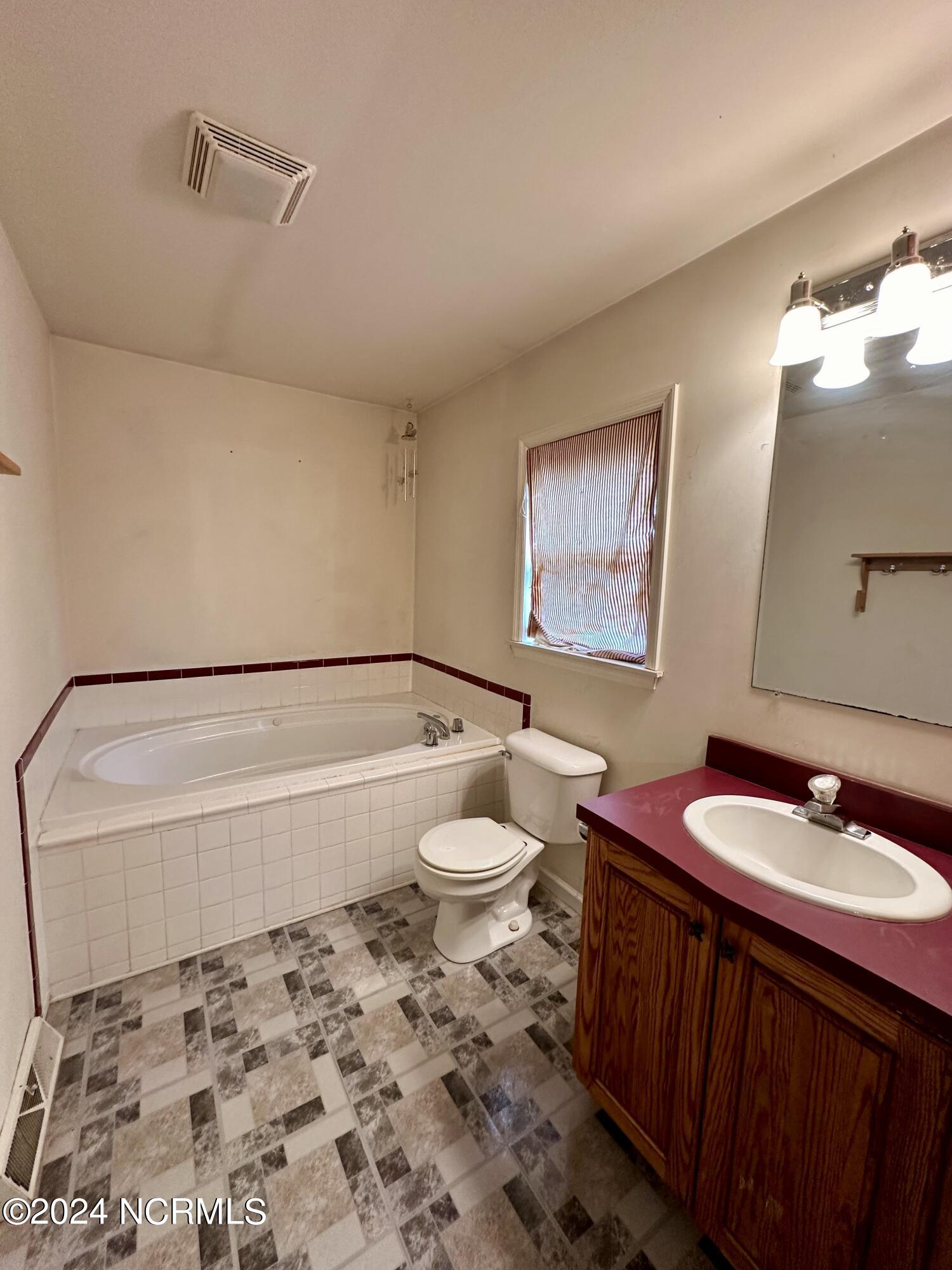514 Blair Shores Road Roper, NC 27970 - Photo 14 of 37 Owners suite bathroom additional view