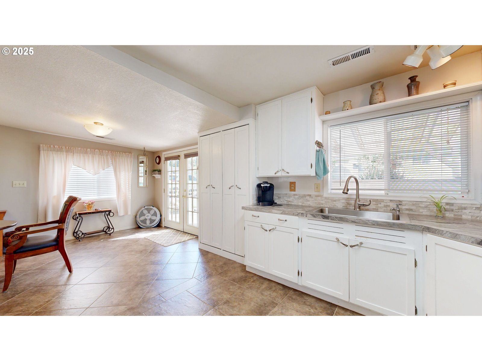 1855 East Hooker Road Hermiston, OR 97838 - Photo 13 of 32