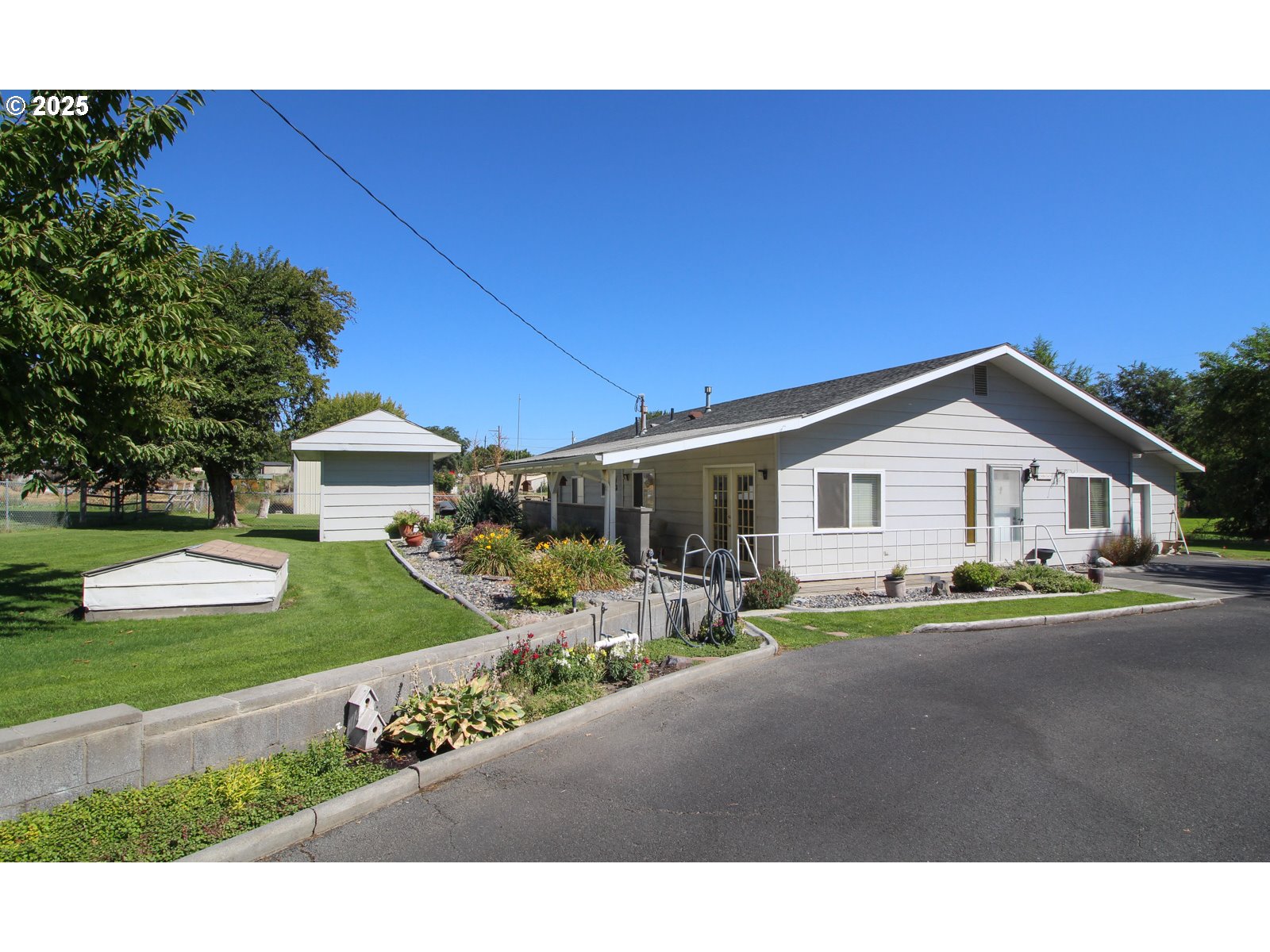 1855 East Hooker Road Hermiston, OR 97838 - Photo 19 of 32