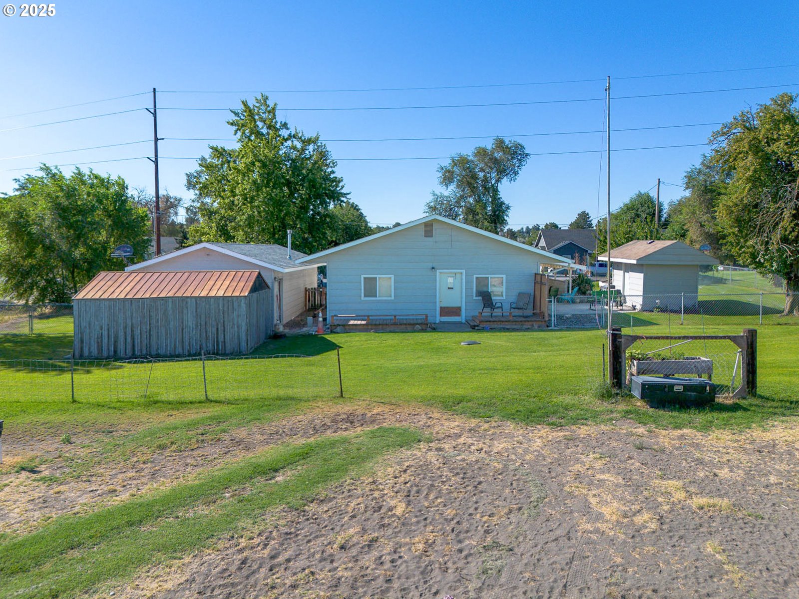 1855 East Hooker Road Hermiston, OR 97838 - Photo 26 of 32