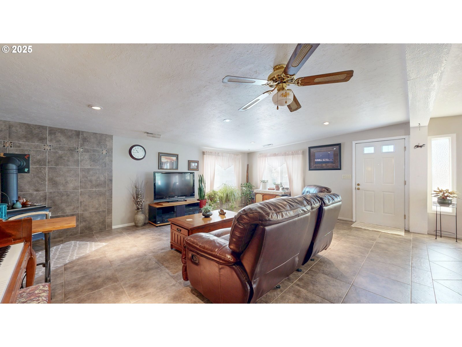 1855 East Hooker Road Hermiston, OR 97838 - Photo 6 of 32