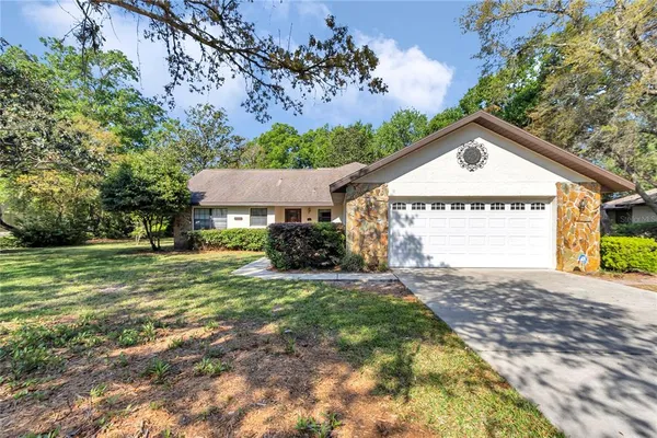 $320,000 | 8160 Southwest 53rd Court, Ocala, FL 34476