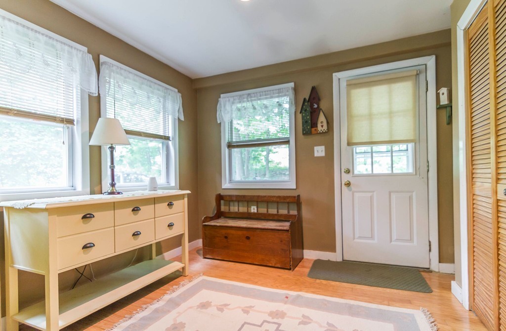 4 Rufus Putnam Road North Brookfield, MA 01535 - Photo 3 of 27