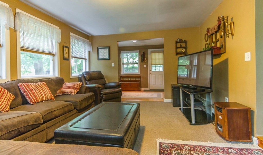 4 Rufus Putnam Road North Brookfield, MA 01535 - Photo 6 of 27