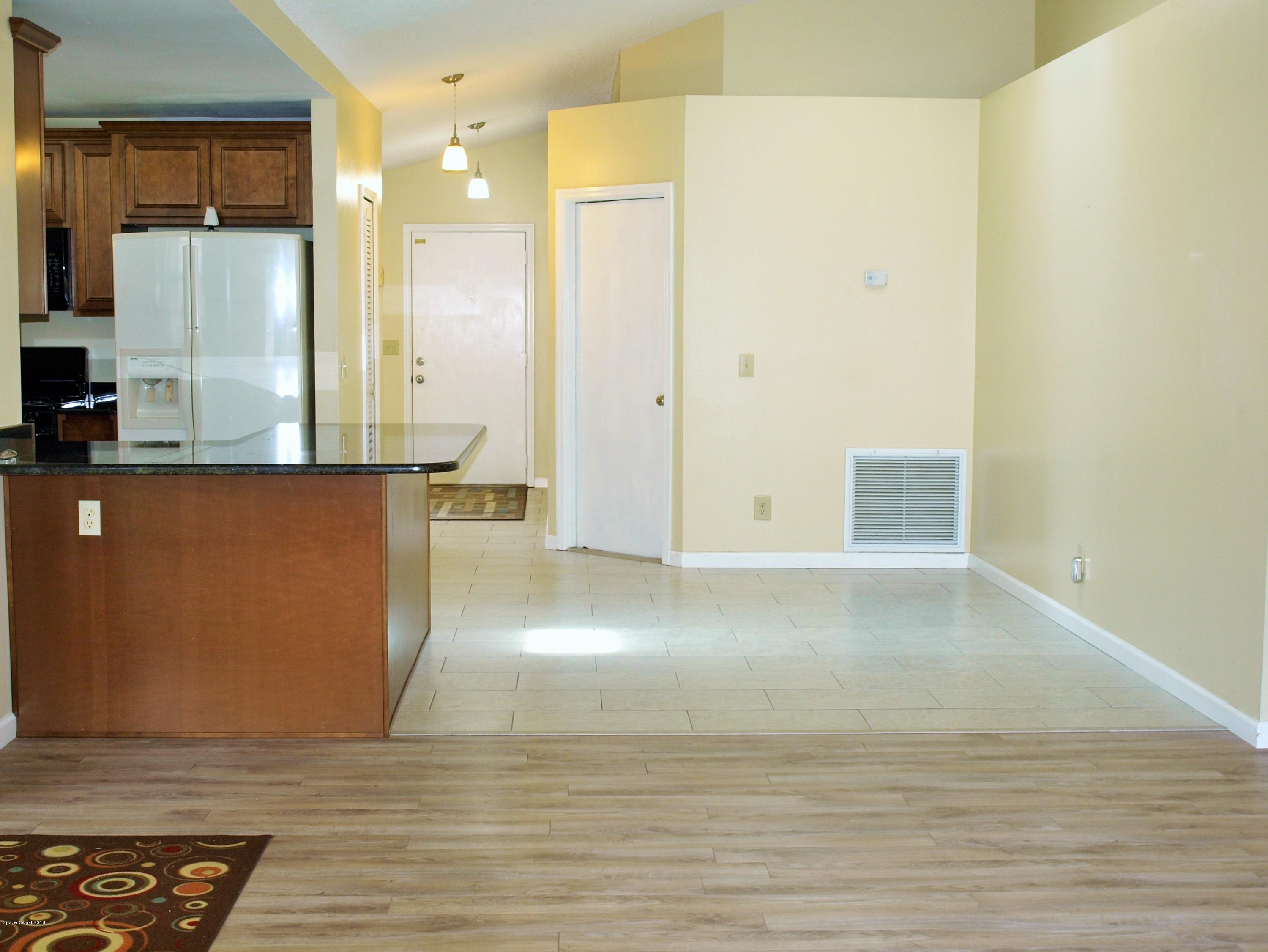 164 Oak Lake Road Melbourne, FL 32901 - Photo 13 of 35 View of Informal Dining Area