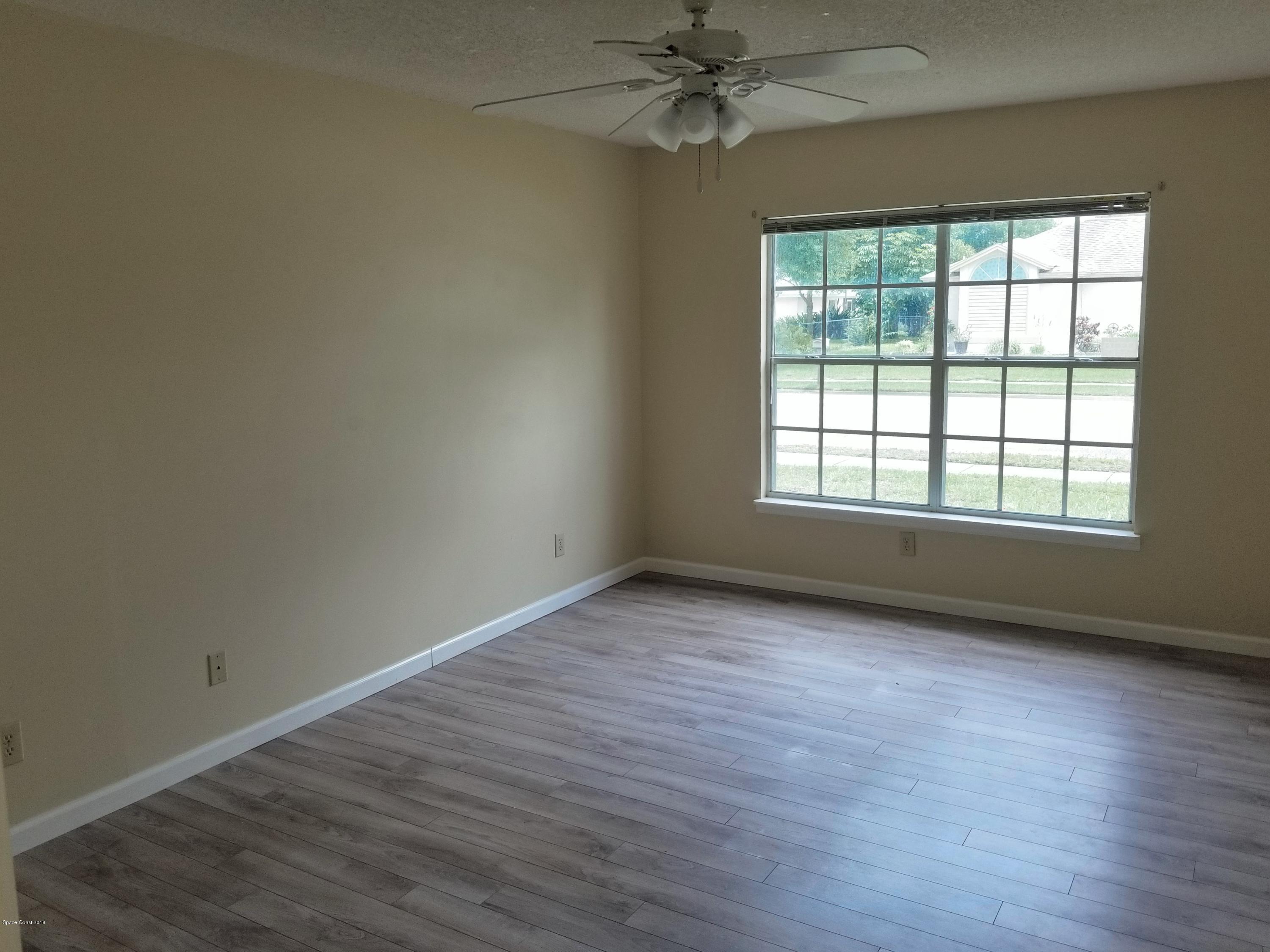 164 Oak Lake Road Melbourne, FL 32901 - Photo 25 of 35 Master Bedroom