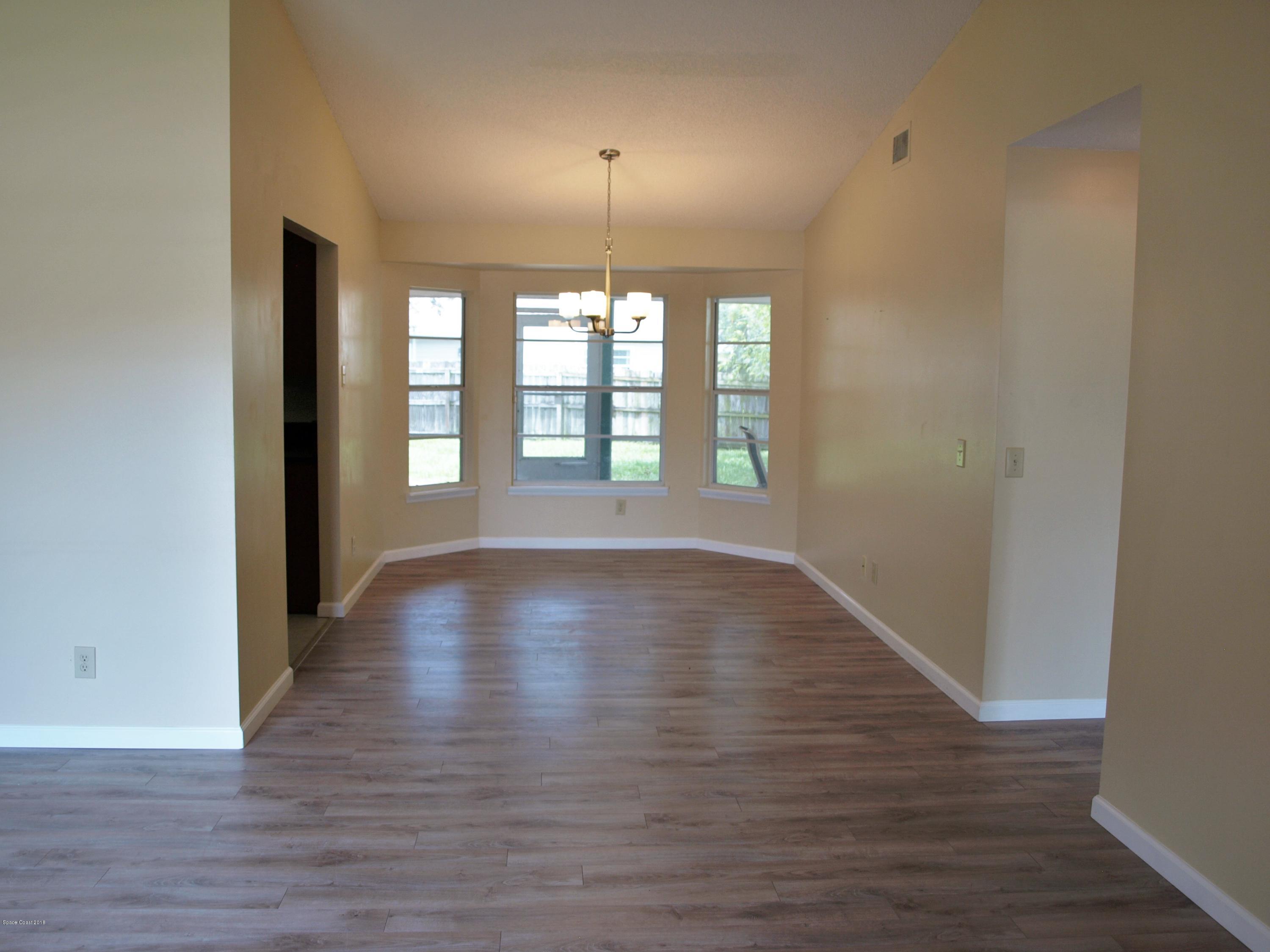 164 Oak Lake Road Melbourne, FL 32901 - Photo 4 of 35 Formal Dining Room