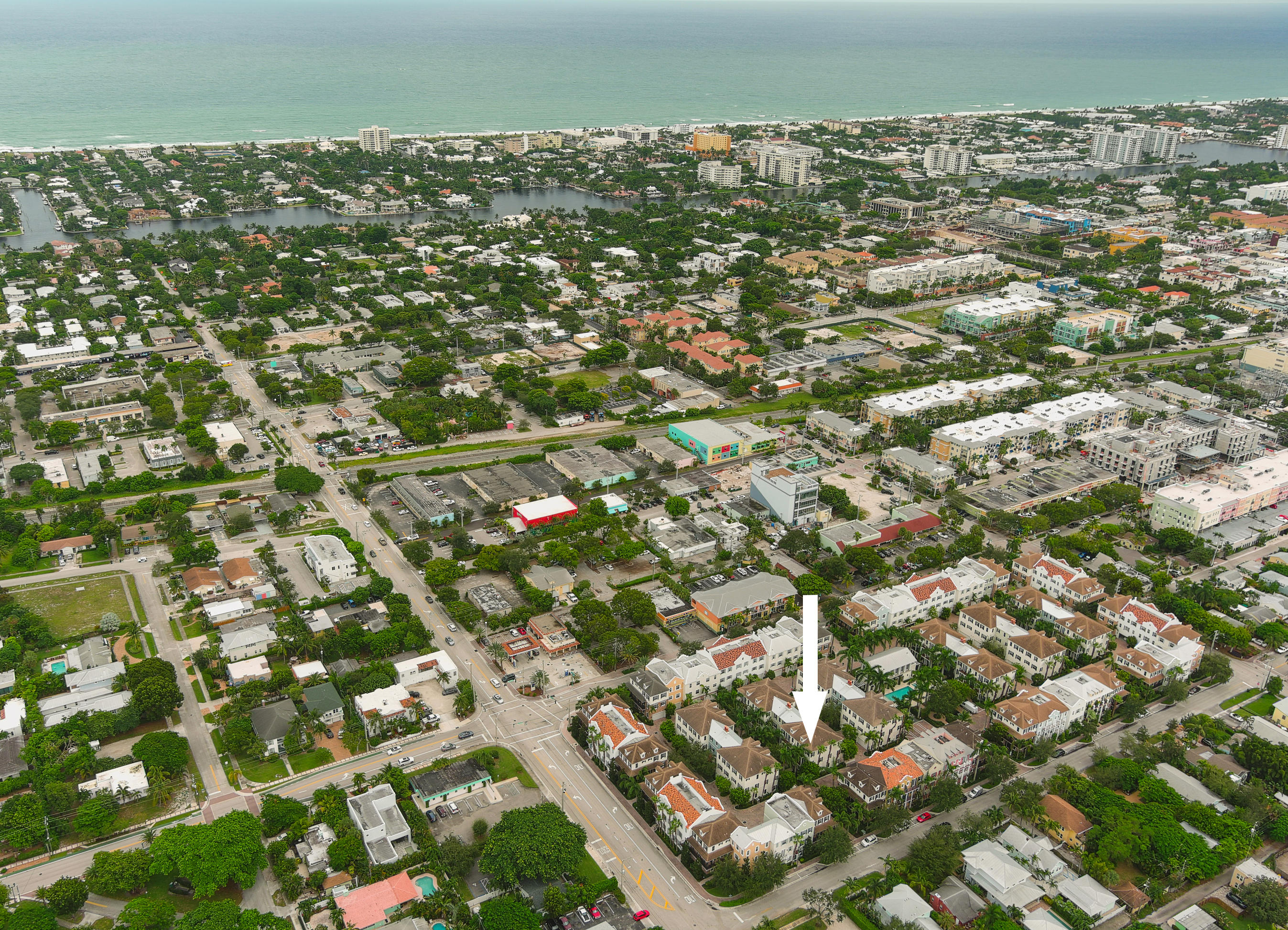 127 Madison Lane Delray Beach, FL 33444 - Photo 19 of 20 Aerial