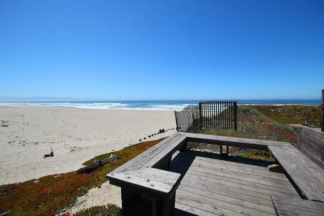 a view of sign board