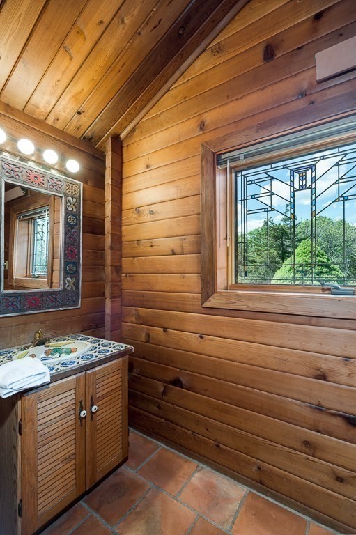111 Jeffrey's Neck Road Ipswich, MA 01938 - Photo 23 of 34 Gallery Image 23