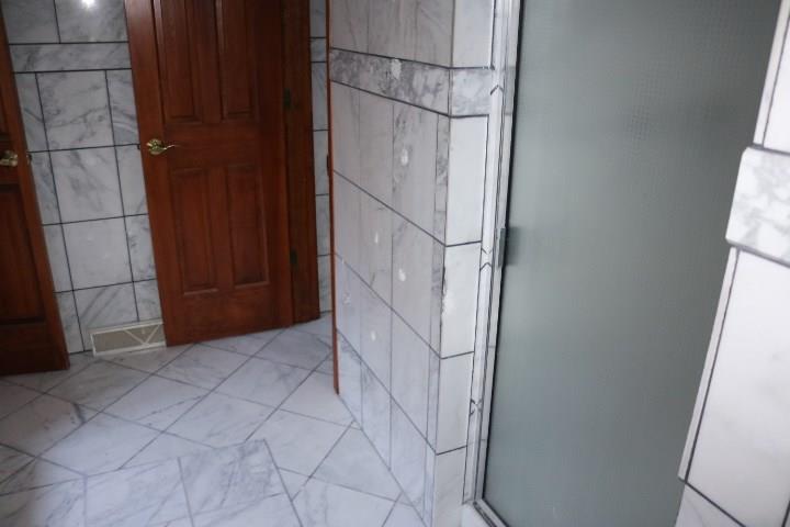 6406 Leechburg Road Verona, PA 15147 - Photo 14 of 20