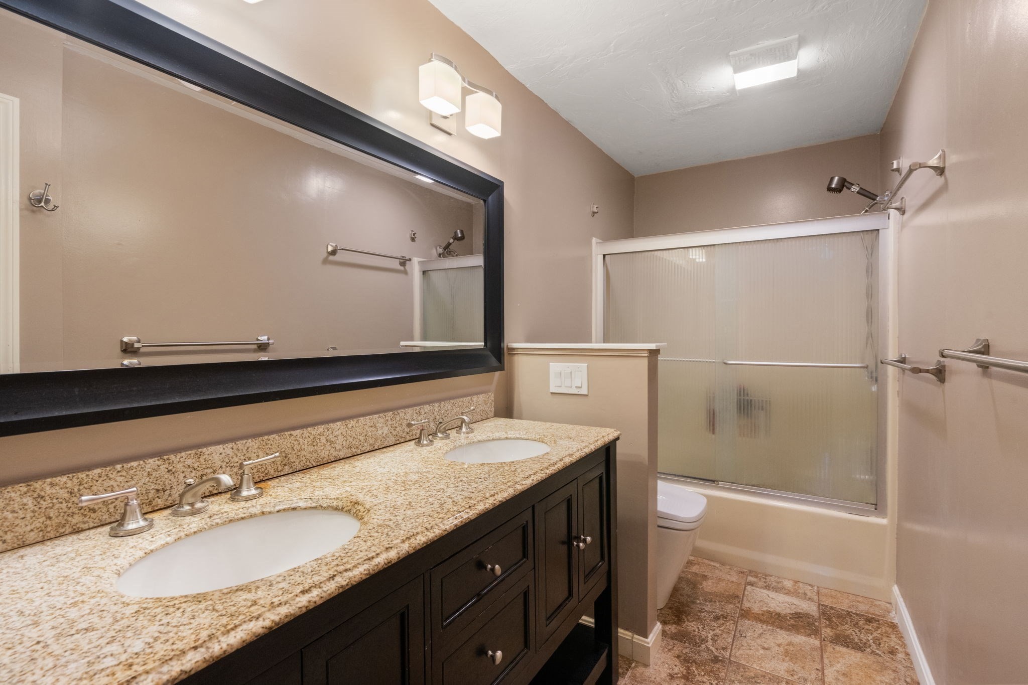 304 Erin Road, Unit 304 Stoughton, MA 02072 - Photo 18 of 37 Gallery Image 18