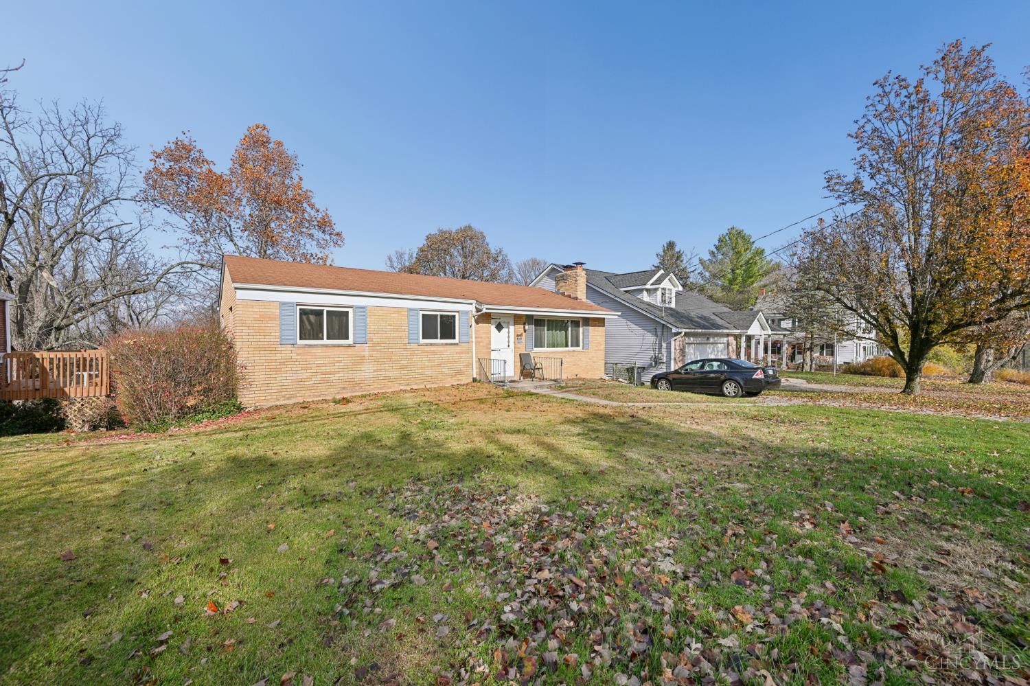 3234 Diehl Road Cincinnati, OH 45211 - Photo 2 of 28 Gallery Image 2