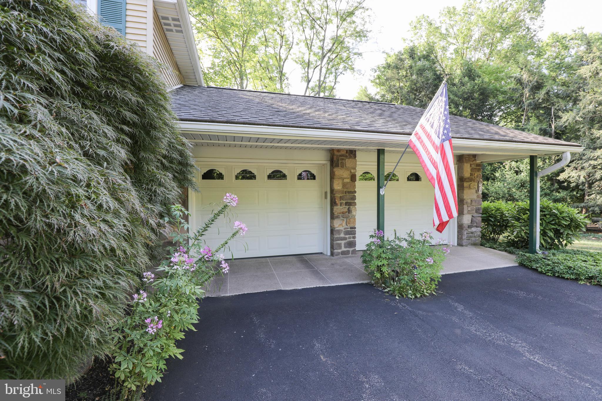673 Spring Valley Road Doylestown, PA 18901 - Photo 3 of 26