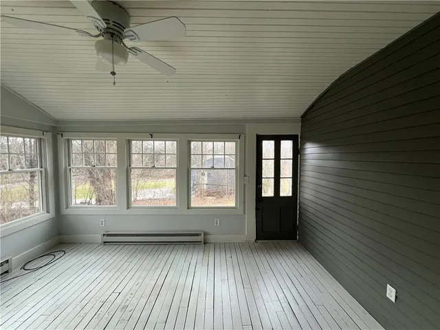 $2,195 | 4 Limerock Road, Unit 1, Smithfield, RI 02917