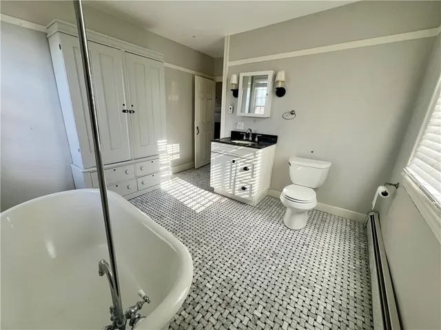 $2,195 | 4 Limerock Road, Unit 1, Smithfield, RI 02917