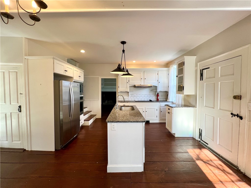 4 Limerock Road, Unit 1 Smithfield, RI 02917 - Photo 9 of 40