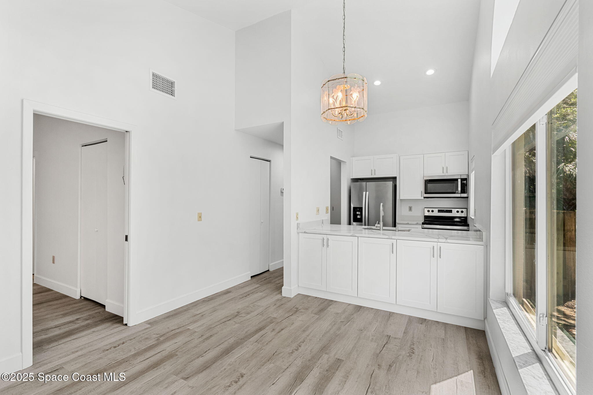 3334 Wind Surf Way Melbourne Beach, FL 32951 - Photo 10 of 42 10-web-or-mls-DSC09501-HDR