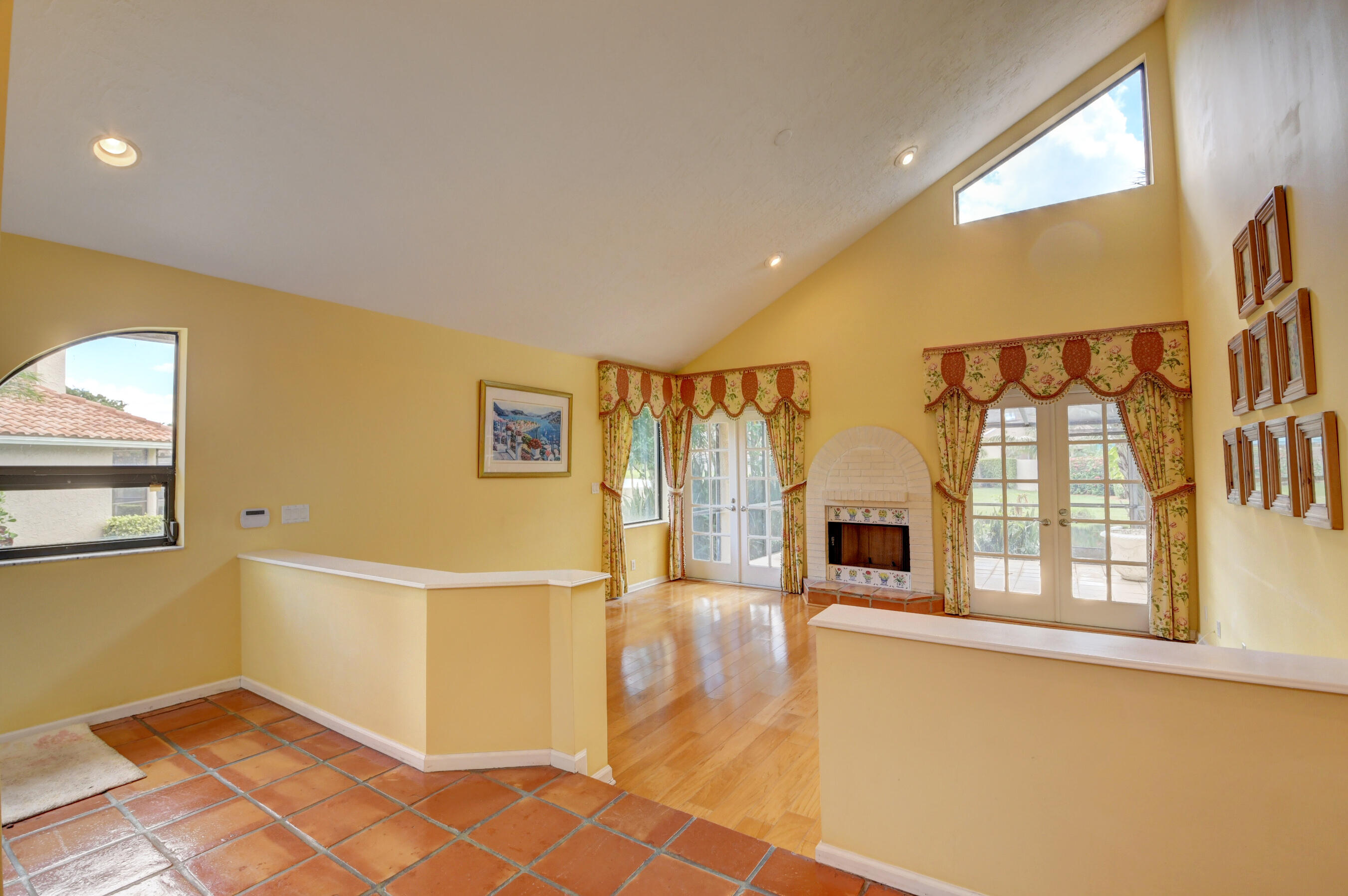 22706 Meridiana Drive Boca Raton, FL 33433 - Photo 12 of 40 living room